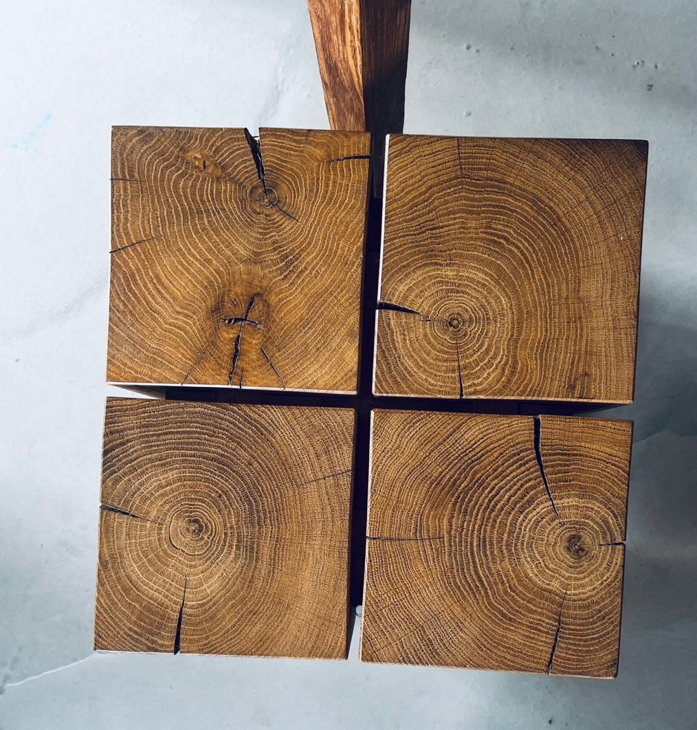 Tabouret en chêne massif