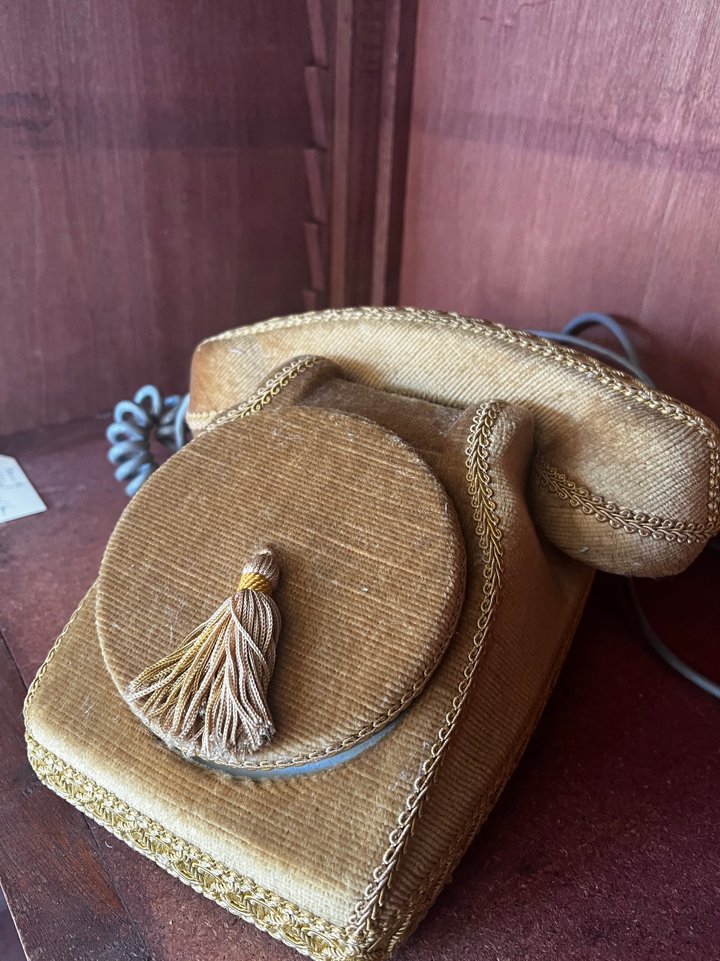 Téléphone à cadran rotatif